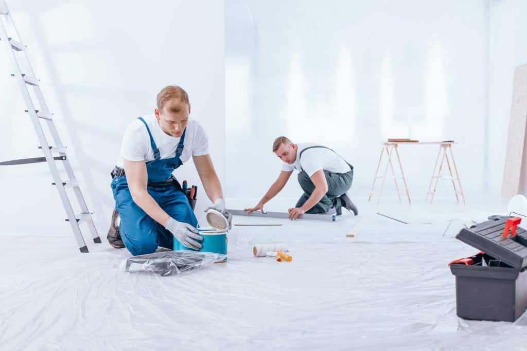 painter-during-interior-finishing-work-2022-03-30-20-23-47-utc